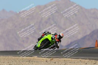 media/Oct-30-2022-CVMA (Sun) [[fb421c3cec]]/Race 10 Supersport Middleweight Shootout/